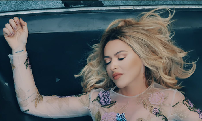 Hadise’den yeni single: “Hay Hay”