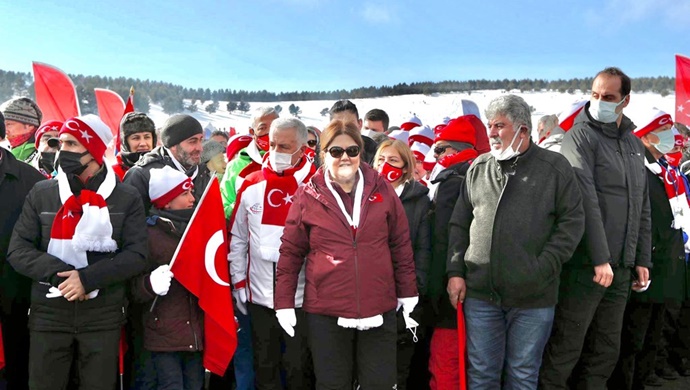 Bakanımız Derya Yanık Sarıkamış Şehitlerini Anma Töreni’ne Katıldı