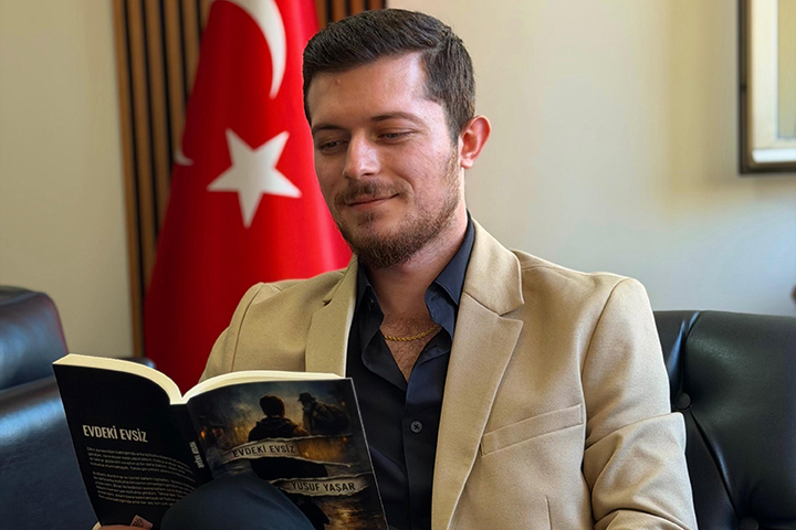 Ünlü Yapımcı Yusuf Yaşar’dan Sürpriz Hamle: “Evdeki Evsiz” Kitap Olarak Raflarda